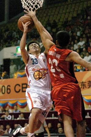 国安球迷最不舍的外援离队，为何俱乐部未能挽留，真相揭晓（最让国安球迷牵挂的外援告别，俱乐部为何留不住？内情曝光）