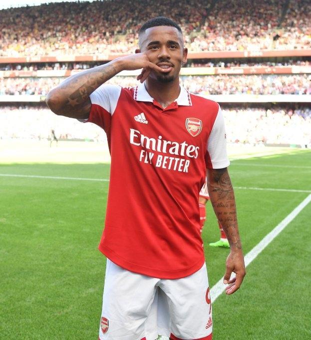 路易斯·恩里克：从第二名到动力源，巴黎圣日耳曼的逆境新篇章（路易斯·恩里克：将第二名化作驱动力，开启巴黎圣日耳曼逆袭新章）