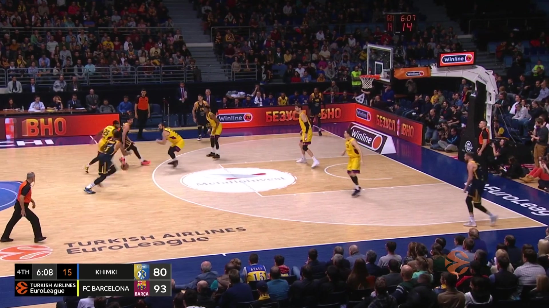 跟队：米兰不太可能在一月运作莱万，但他是夏窗的理想人选（队记：米兰冬窗引进莱万可能性不大，夏窗仍视其为理想目标）