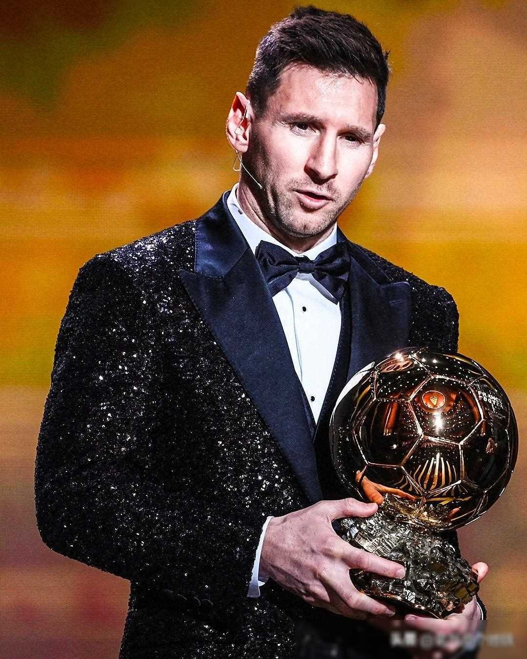 骑士末节惨遭17分大逆转！米切尔空砍34分7板6助4断，布伦森34分（骑士第四节崩盘遭17分逆转，米切尔34+7+6+4难救主，布伦森轰34分）