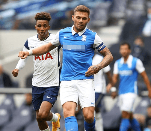 阿坎吉：齐沃很重视沟通和我们很亲近；希望世界杯对阵意大利（阿坎吉：齐沃注重沟通，与球队关系融洽；期待世界杯碰上意大利）