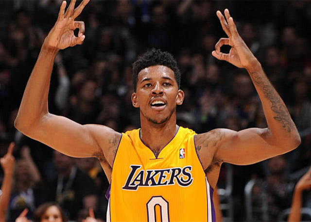 球迷：这球假得我都信了（球迷吐槽：这球假到离谱，我竟然信了）