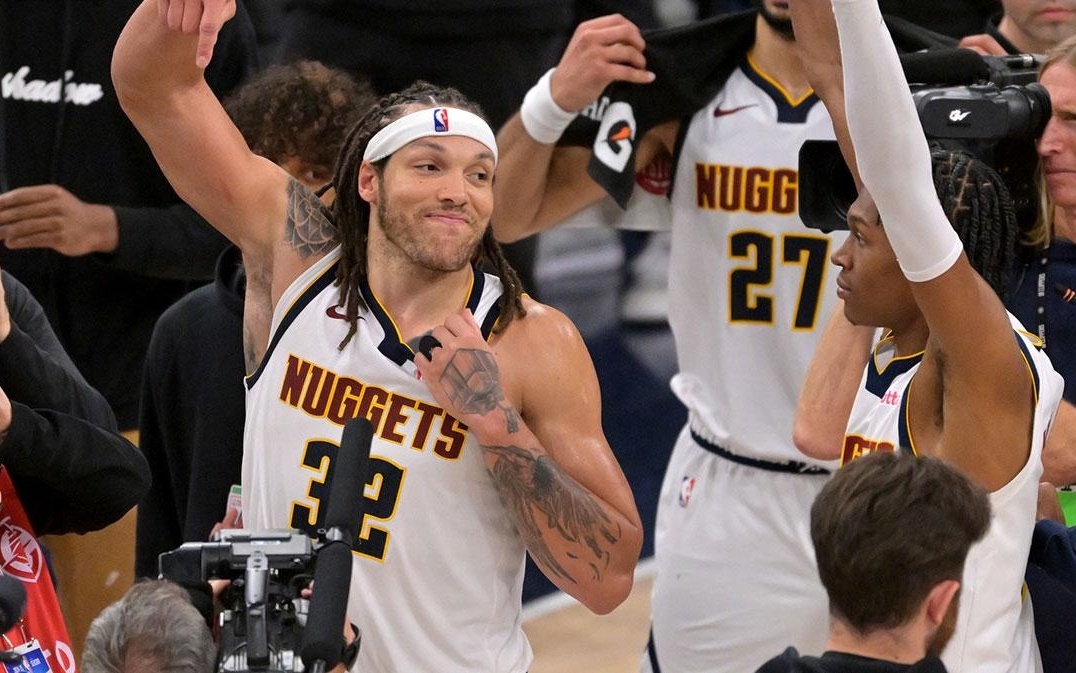 狼堡主帅：国家队回归球员都能上场比赛，对阵药厂是巨大挑战（沃尔夫斯堡主帅：国脚归队均可上阵，迎战勒沃库森是巨大考验）