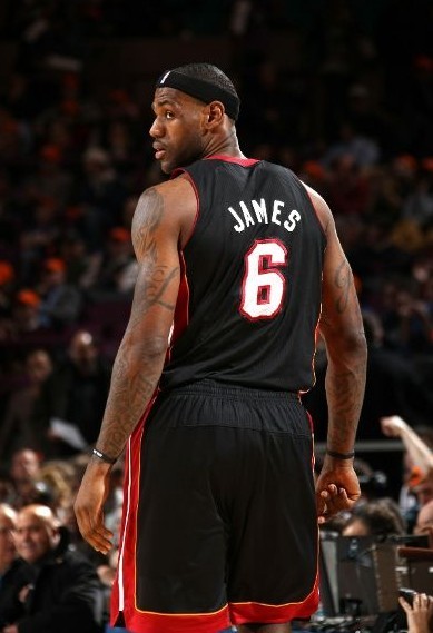 英媒：桑乔等4人将在曼联一线队回归后被下放至U21更衣室（英媒：桑乔等四人回归一线队后将被安排到U21更衣室）