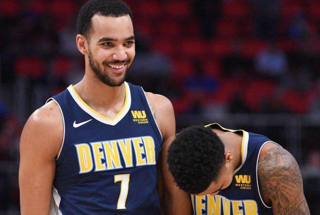 奇兵！兰代尔末节3记关键三分杀死悬念，正负值+19（兰代尔末节连中三记关键三分锁定胜局，正负值+19）