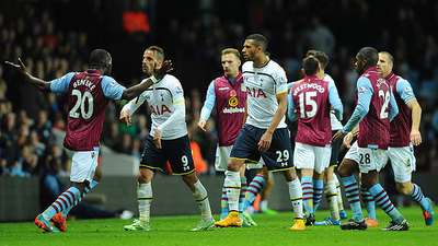 足球中超豪门再爆冷门，争冠格局突然大变（中超豪强再爆冷，冠军争夺格局骤变）