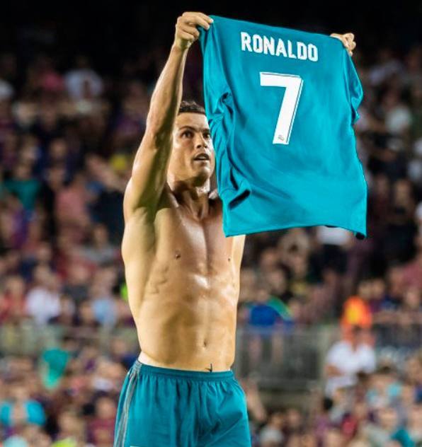 东契奇缺阵独行侠攻防失据（东契奇缺席，独行侠攻守失衡）