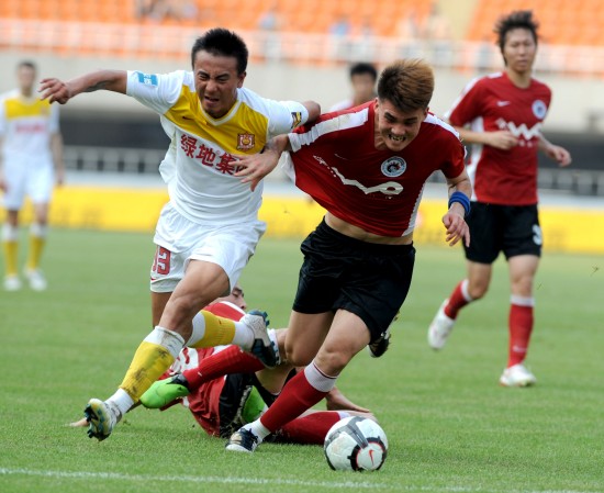 他的对抗比以前硬太多（他的对抗强度今非昔比）