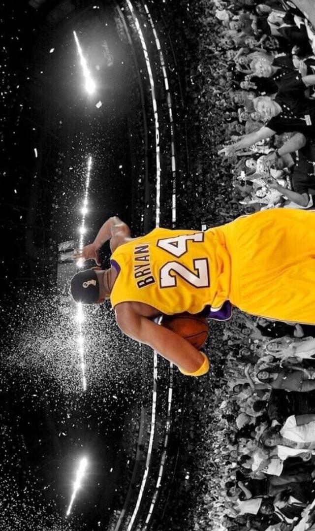 意媒：基耶萨可能冬窗回意甲，国米和米兰都在密切关注（意媒：基耶萨或在冬窗重返意甲，国米与米兰紧盯动向）